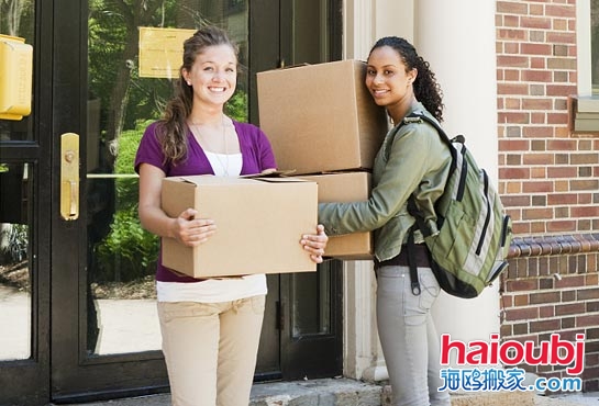 昆明畢業(yè)季學生搬家服務部助您輕松搬離學校.jpg 昆明畢業(yè)季學生搬家服務部助您輕松搬離學校.jpg